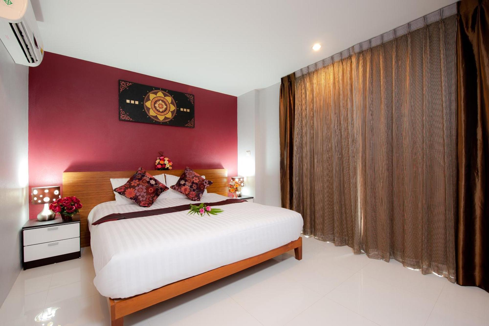 Rama Kata Beach Hotel エクステリア 写真