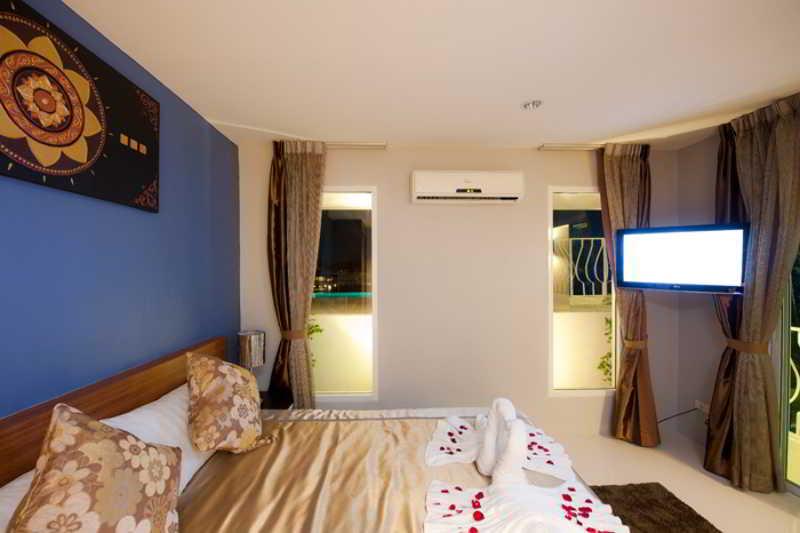 Rama Kata Beach Hotel エクステリア 写真
