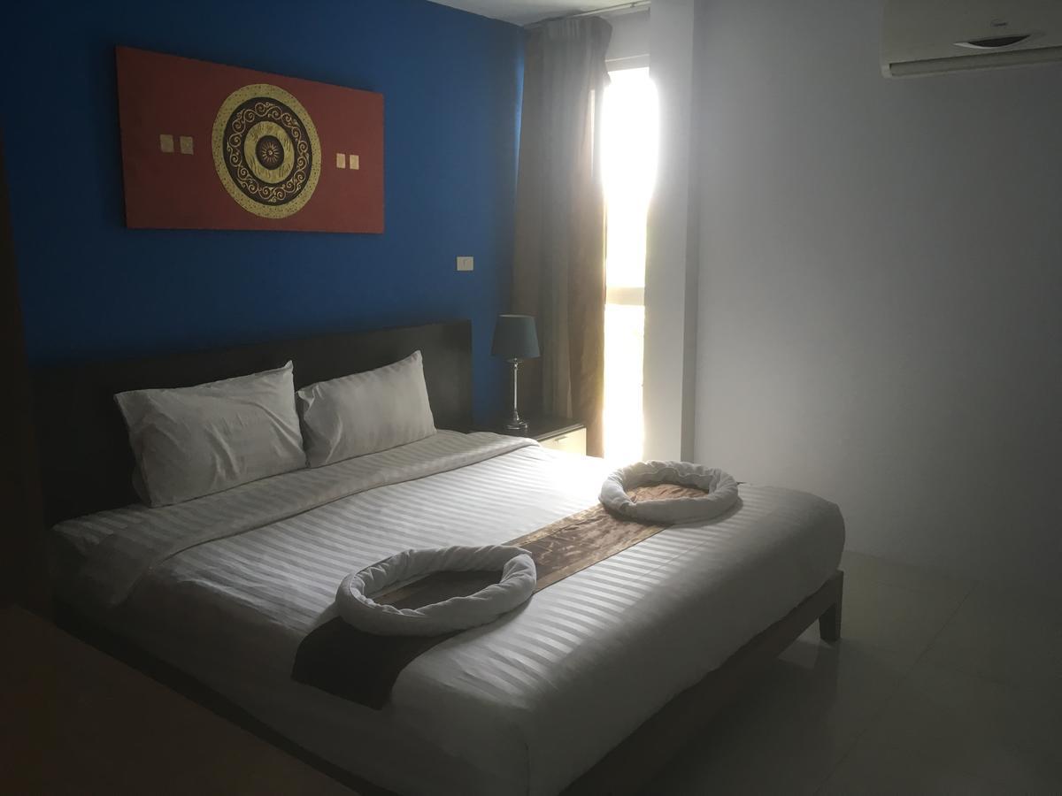 Rama Kata Beach Hotel エクステリア 写真