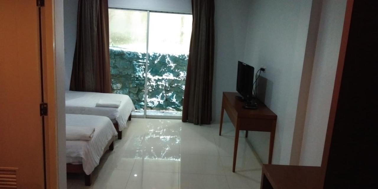 Rama Kata Beach Hotel エクステリア 写真